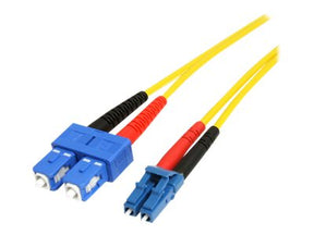 StarTech.com 4m Fiber Optic Cable - Single-Mode Duplex 9/125 - LSZH - LC/SC - OS1 - LC to SC Fiber Patch Cable (SMFIBLCSC4)