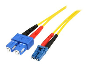 StarTech.com 1m Fiber Optic Cable - Single-Mode Duplex 9/125 - LSZH - LC/SC - OS1 - LC to SC Fiber Patch Cable (SMFIBLCSC1)